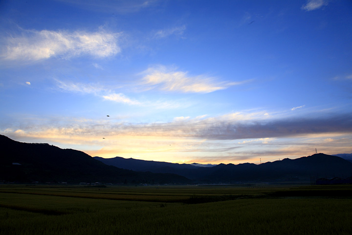 夜 明ける（上山市牧野）